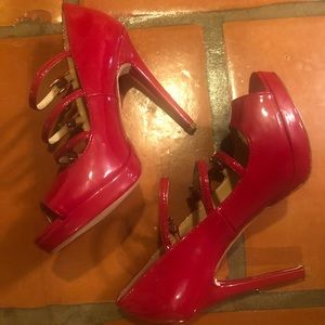 CLOSET CLEAR OUT! Peep toe pumps